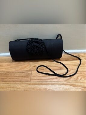 Elegant Black Beaded Rosette Evening Clutch with Braided Strap